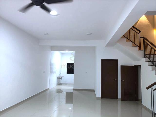 Laman Citra @ Gelang Patah 2Storey with Aircon Heater Washing Machine 1