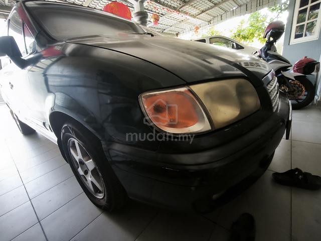2004 Hyundai TRAJET 2.0 GLS (A) - 1