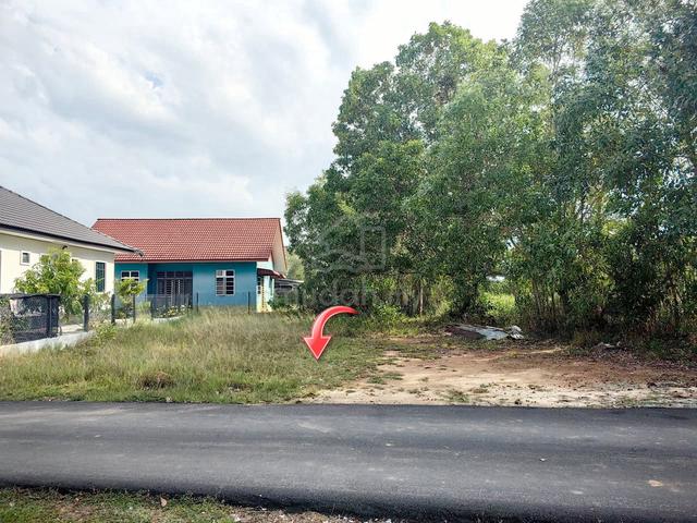 Tanah LOT BANGLO CANTIK KG CHONANG JAYA DEPAN STADIUM GONG BADAK 1
