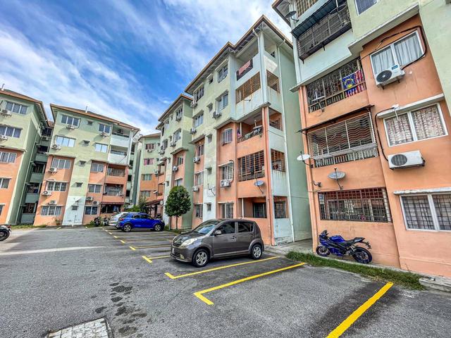 Pangsapuri Sutera Apartment (Kajang) 1