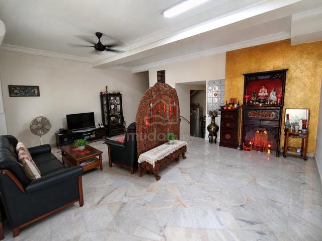 Double Storey Terrance House Taman Orkid Desa Cheras UCSI MRT 1