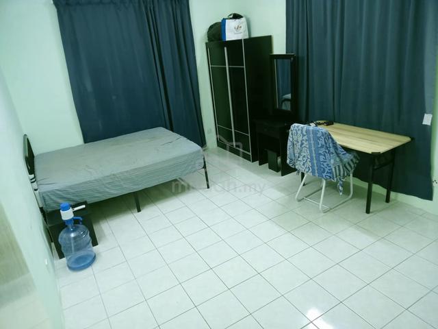 Master room near KL EAST mall/LRT 1