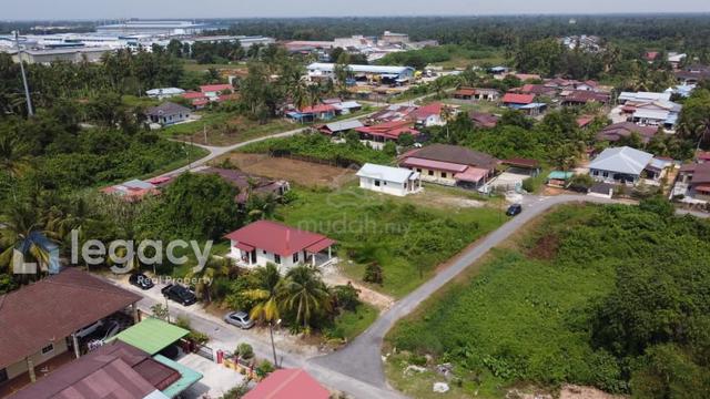 Tanah Lot Kediaman RKT Kg Kurnia Jaya, Kamunting,Taiping Untuk Dijual 1