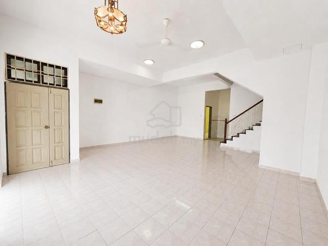 2 Storey Terrace House @ Dato Chellam, Puteri Wangsa, Unblock View 1