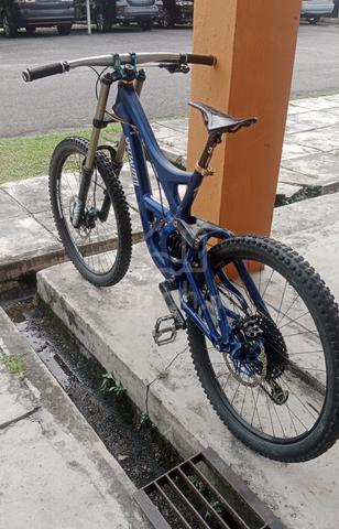 Carousel Image