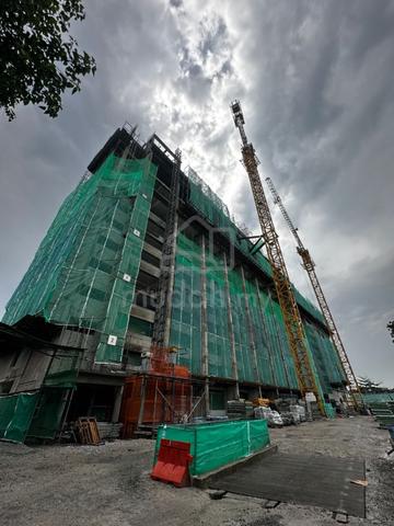 Laguna Bay Residences 4