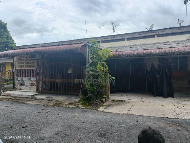 taman desa johan lubok jong 2