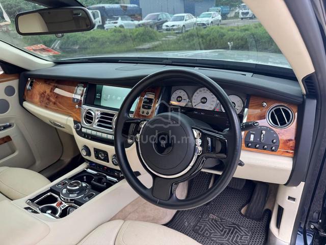 Make/ Model : Rolls Royce Ghost 6.6 V12 2015 - 5