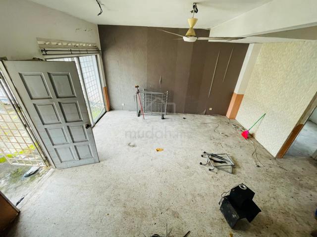 2 Sty Teres Tulip Daisi Jejarom Cempaka Bukit Sentosa Beruntung Rawang 1