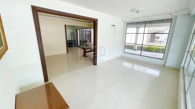 CORNER LOT Double Storey Terrace Taman Desa Budiman Sungai Long Kajang 1