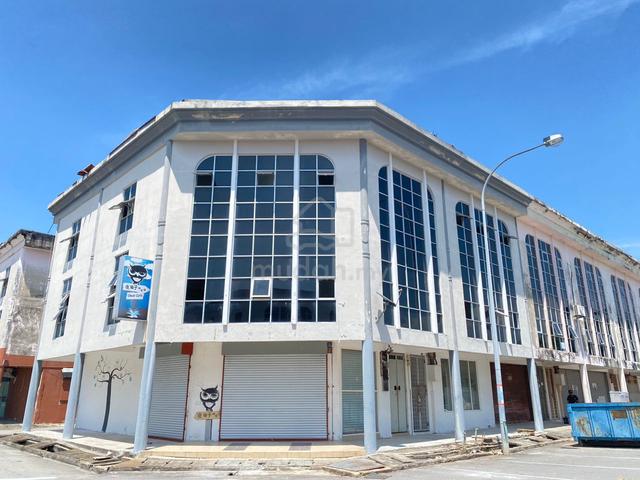 2 ADJOINING - 3 Storey Corner & Intermediate Melaka Raya nr Kota TOWN 1