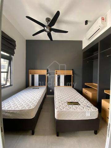 Union Suites Female Unit @ Bandar Sunway 🏡 – Rooms for Rent 1