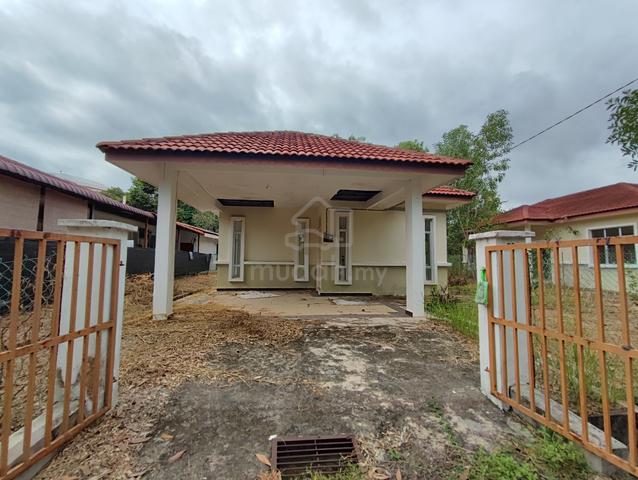 Single Storey Banglo Green Area at The Back, Mahkota Hills, Lenggeng 1