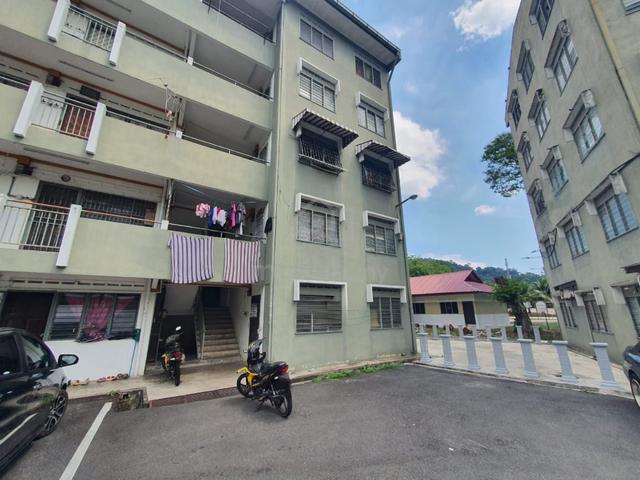 Rumah Pangsa Murni & Melor 1