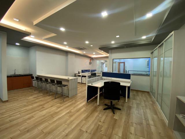 Fully Furnished Renovated Landmark office Link Aeon Bukit Tinggi Klang 1