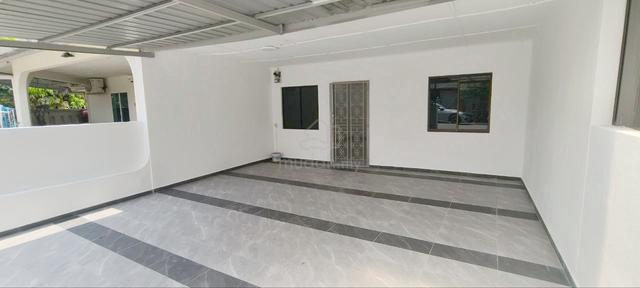 Jalan Gajus, Taman Kota Jaya, Kota Tinggi, Single Storey Low Cost 1