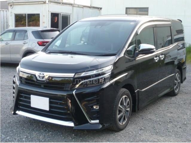 2021 Toyota VOXY 2.0 ZS (A) - 1