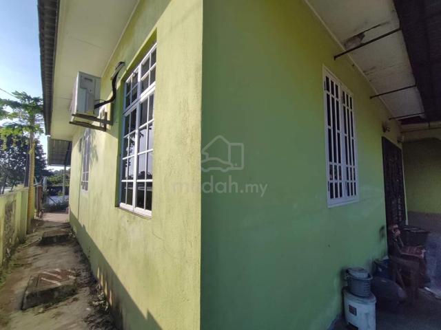 Semi D Cornerlot Guntong, Limbat 5