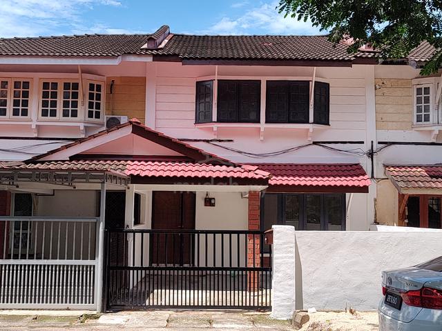 house for sale at Taman sembilang 1