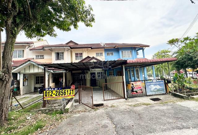 MURAH ! Double Storey Terrace Lorong Cakera Purnama Puncak Alam 1