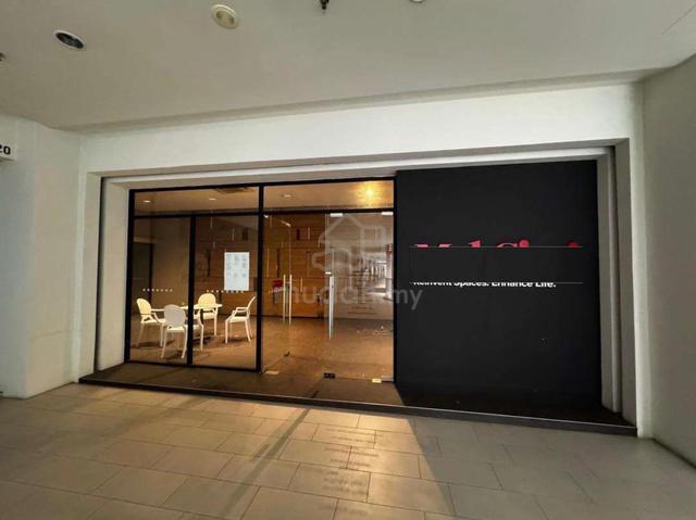 (Renovated Unit) 1st Floor Shoplot For Rent @ Dsara Sentral, Sg Buloh 1
