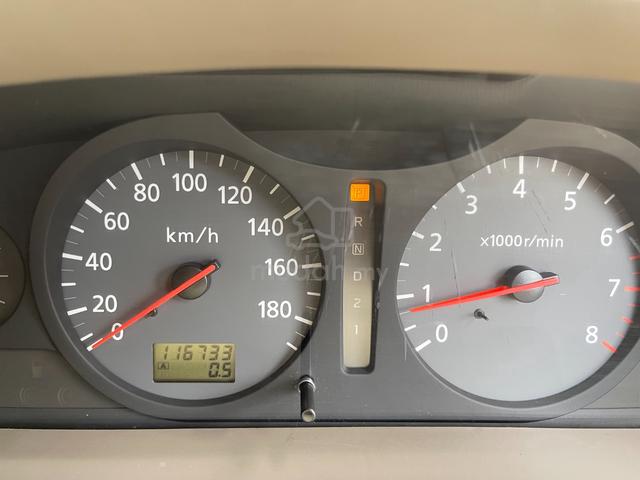 2010 Nissan SERENA 2.0 HIGH-WAY STAR (A) COMFORT - 3
