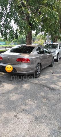 Volkswagen Passat - photo 2 of 4