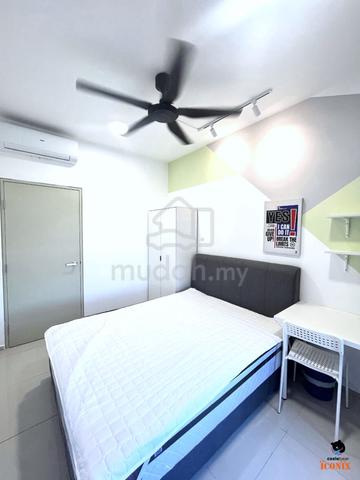 Seiring Residence Middle Room |  Near SEGi HELP University SMK Subang 1