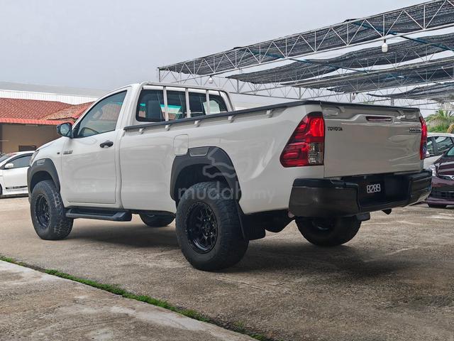 2022 Toyota HILUX 2.4 SINGLE CAB (M) - 5