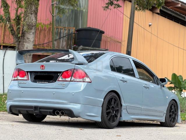 2010 Honda CIVIC 1.8 S i-VTEC FACELIFT (A) - 4