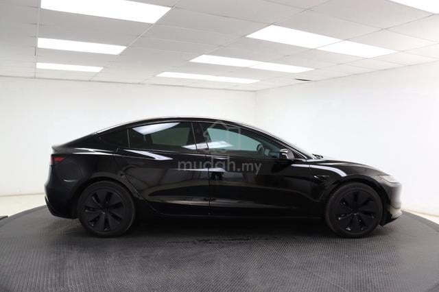 2023 Tesla Model 3 Long Range AWD - 2