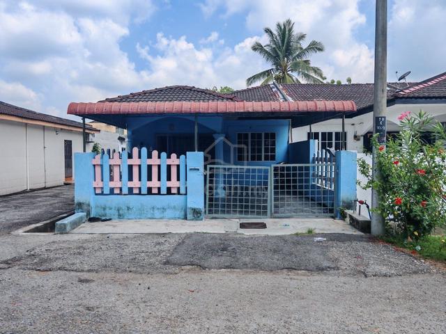Teres Setingkat, Taman Damai Air Tawar 1
