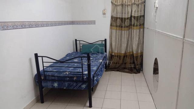 Bilik untuk sewa di MAGNAVILLE CONDO selayang 1