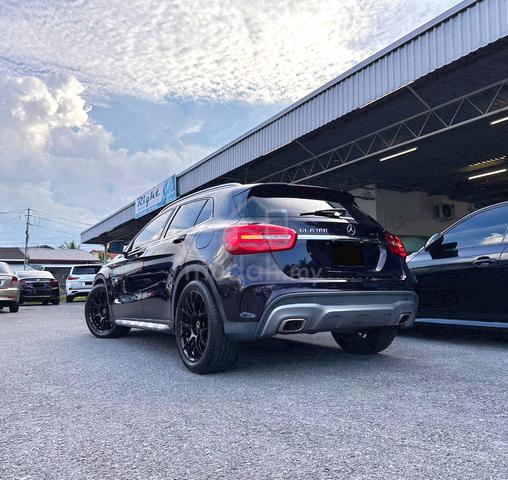 Mercedes Benz GLA180 AMG Line 1.6 (A) - 3