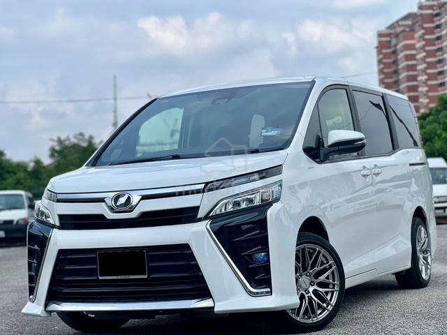 2019 Toyota VOXY 2.0 X FACELIFT 8 SEATER ANDROID - 1