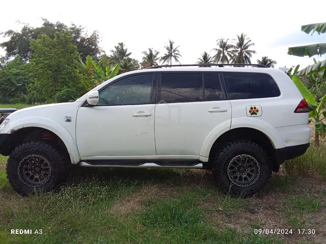 2014 Mitsubishi PAJERO 2.5 SPORT VGT ENHANCED (A) - 4