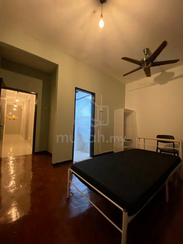 Bilik Lelaki (MASTER) Furnished Subang Airport Inc Utilities Free WIFI 1