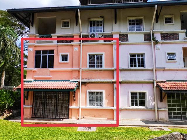 Kenari Townhouse Templer Park Rawang - Renovated GF End unit for sale 1