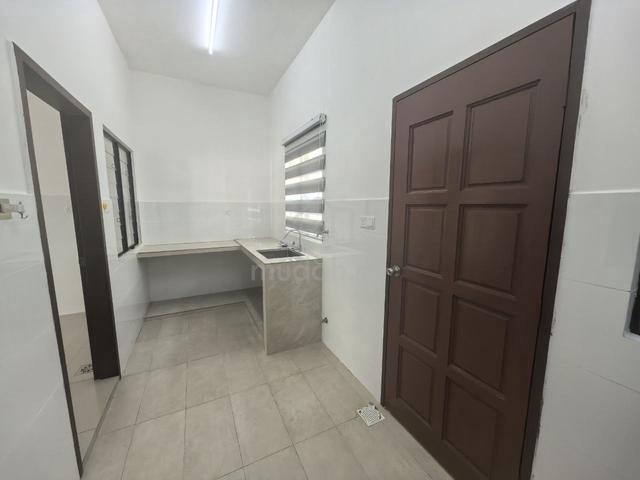 By Water Setia Utama 3 Setia Alam with kitchen table top, solar heater 1