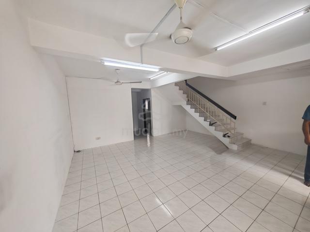 Puncak Jalil 2 Storey Terrace House Gated Guarded House For Rent 1