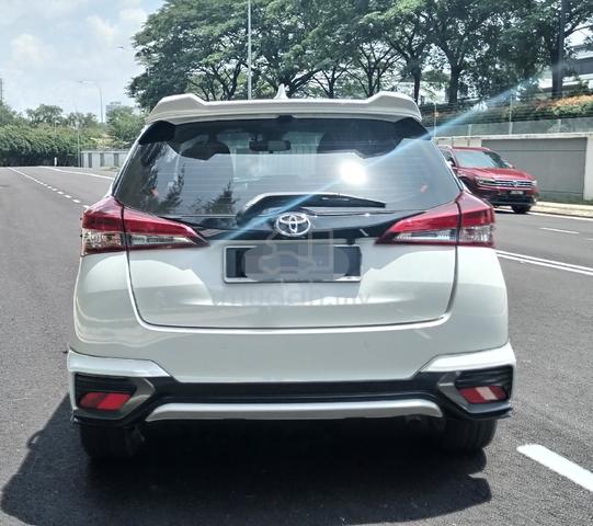 2023 Toyota YARIS 1.5 E MY19 FACELIFT (A) - 4