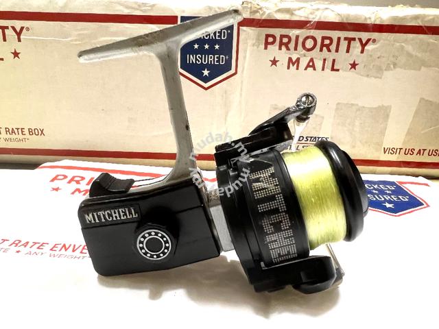 Mitchell 4470 Spinning Fishing Reel Nice fishing reel