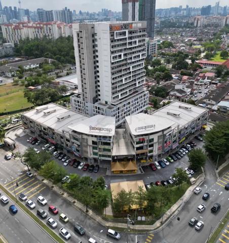 Hedgeford 10 Residences @ Wangsa Maju Retail & Doby Laundry for Sale 1