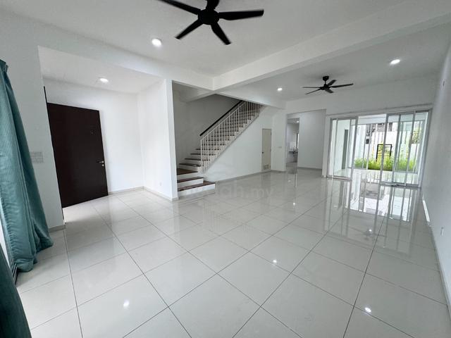 [FACING OPEN] 2 STOREY DC 2 Danau Ceria Bandar Gamuda Gardens Rawang 1