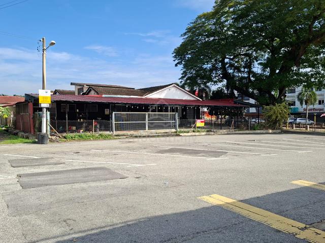 Pekan Batu Gajah - Rumah 1 Tingkat Corner Lot - Freehold 1