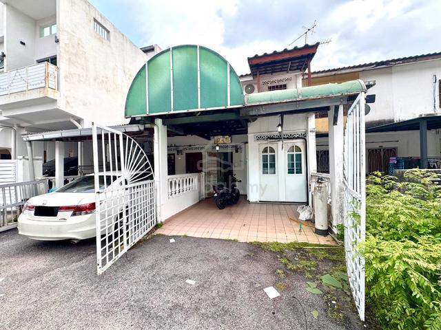 EXTENDED | Double Storey Jalan J Taman Melawati, Kuala Lumpur 1