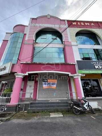Lundang Shoplot Untuk Disewa Tepi Jalan 1