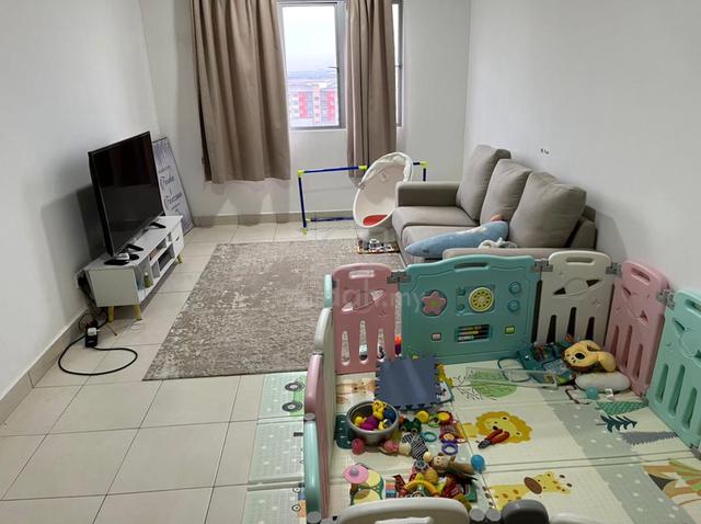 De Bayu Apartment 1