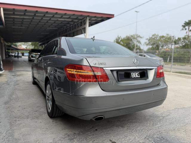 OTR🔥 2010 Mercedes Benz E250 1.8 CGI AVNTGRD W212 - 4