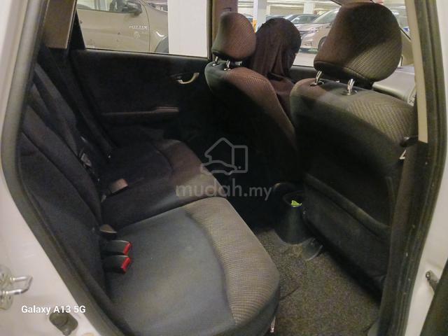 2014 Honda JAZZ 1.3 FACELIFT (A) - 5